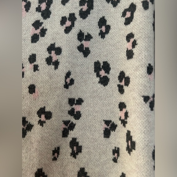 Leopard Print Cream Sweater - Picture 2 of 6